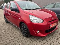 Gebraucht Mitsubishi Space Star Classic Collection 71 PS (52 kW) 2014 Amarenarot (m) Kleinwagen