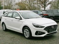 Gebraucht Hyundai i30 Pure 110 PS (80 kW) 2021 Weiß Kombi
