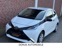 Gebraucht Toyota Aygo 69 PS (50 kW) 2018 Weiß Kleinwagen