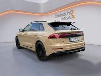 Gebraucht Audi Q8 Ambiente 489 PS (359 kW) 2026 Sakhirgold metallic SUV