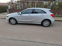 Gebraucht Mercedes A180 Style 122 PS (89 kW) 2013 Silber Limousine