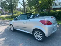 Gebraucht Opel Tigra 90 PS (66 kW) 2009 Silber Cabrio