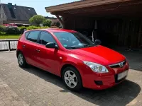 Usado Hyundai i30 Edition+ 109 CV (80 kW) 2008 Rojo Berlina