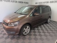 Gebraucht VW Touran Cup 105 PS (77 kW) 2014 Braun Van / Kleinbus