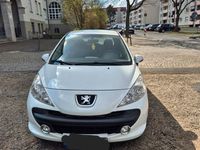 Gebraucht Peugeot 207 Urban Move 95 PS (69 kW) 2009 Weiß Limousine