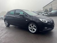 Usata Opel Astra Dynamic 125 CV (91 kW) 2017 Nero Berlina