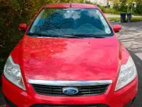 Gebraucht Ford Focus 80 PS (58 kW) 2009 Rot Limousine
