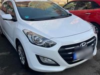 Gebraucht Hyundai i30 110 PS (80 kW) 2016 Weiß Kombi