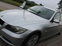 Gebraucht BMW 320 163 PS (119 kW) 2005 Silber metallic Limousine