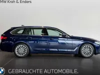 Gebraucht BMW 530e Sport Line 292 PS (214 kW) 2022 Blau Kombi