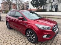 Gebraucht Ford Kuga ST-Line 182 PS (133 kW) 2017 Rot SUV