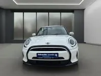 Gebraucht Mini Cooper Classic 136 PS (100 kW) 2023 Weiss / nanuq white Kleinwagen