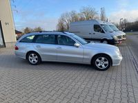 Gebraucht Mercedes E220 Classic 150 PS (110 kW) 2006 Silber Kombi