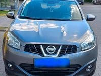Gebraucht Nissan Qashqai Acenta 141 PS (103 kW) 2013 Grau SUV