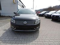 Gebraucht VW Passat Highline 140 PS (102 kW) 2013 Deep black perleffekt Kombi