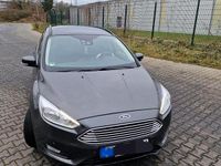 Gebraucht Ford Focus 120 PS (88 kW) 2015 Grau Kombi