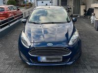 Gebraucht Ford Fiesta 60 PS (44 kW) 2014 Blau Kleinwagen