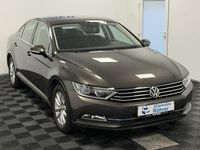 Usado VW Passat Comfortline 150 HP (110 kW) 2018 Castanho Sedan