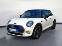 Używany Mini Cooper 136 KM (100 kW) 2015 Biały Hatchback