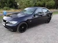 Second-hand BMW 325 Sport Line 218 CP (160 kW) 2006 Negru Berlinǎ