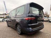 Second-hand VW Multivan 150 CP (110 kW) 2024 Albastru Monovolum