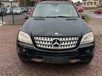 Gebraucht Mercedes ML320 224 PS (164 kW) 2006 Schwarz SUV