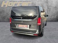 Gebraucht Mercedes V220 Avantgarde 163 PS (119 kW) 2024 Grau Van / Kleinbus