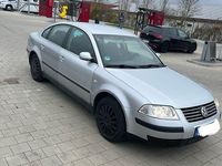 Gebraucht VW Passat Basis 102 PS (75 kW) 2001 Silber Limousine