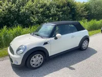 Gebraucht Mini Cooper D Cabriolet 111 PS (81 kW) 2012 Beige Cabrio