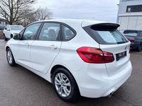 Gebraucht BMW 218 Advantage 140 PS (102 kW) 2018 Weiß Van / Kleinbus