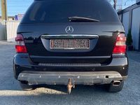 Gebraucht Mercedes ML320 224 PS (164 kW) 2007 Schwarz SUV