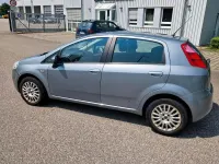 Gebraucht Fiat Grande Punto 77 PS (56 kW) 2009 Blau Kleinwagen