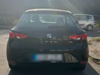Używany Seat Leon 110 KM (80 kW) 2017 Czarny Sedan/Limuzyna