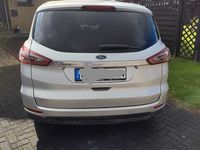 Gebraucht Ford S-MAX Titanium 150 PS (110 kW) 2016 Silber Van / Kleinbus