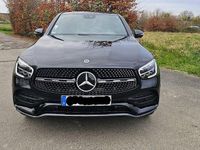 Gebraucht Mercedes GLC300e 211 PS (155 kW) 2021 Schwarz Coupé