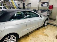 Gebraucht Mercedes E220 170 PS (125 kW) 2011 Silber Cabrio