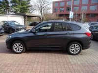 Gebraucht BMW X1 Advantage 136 PS (100 kW) 2022 Grau SUV