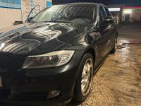 Gebraucht BMW 325 18 PS (13 kW) 2009 Schwarz Limousine