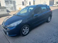 Gebraucht Peugeot 207 95 PS (69 kW) 2008 Blau Limousine
