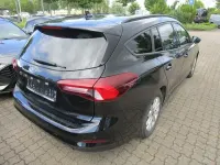 Gebraucht Ford Focus Cool & Connect 125 PS (91 kW) 2022 Schwarz Kombi