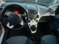 Gebraucht Ford Ka Titanium 69 PS (50 kW) 2009 Weiß Kleinwagen