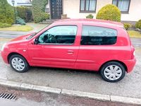 Gebraucht Renault Clio II 58 PS (42 kW) 2007 Rot Kleinwagen