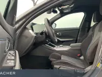 Gebraucht BMW 330e M Sport 292 PS (214 kW) 2025 Grau Limousine