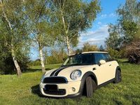 Second-hand Mini ONE 75 CP (55 kW) 2011 Galben Hatchback