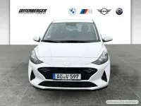 Gebraucht Hyundai i10 Trend 63 PS (46 kW) 2025 Atlas white / sol Kleinwagen