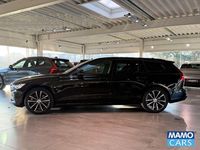 Gebraucht Volvo V60 Plus 455 PS (334 kW) 2025 Schwarz Kombi