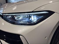 Gebraucht VW Passat R-line 150 PS (110 kW) 2024 Weiß Limousine