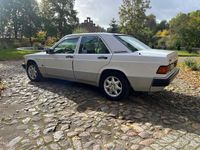 Gebraucht Mercedes 190 1992 Weiß Limousine