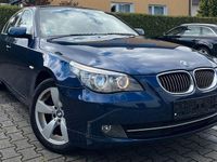 Gebraucht BMW 525 Sport Line 197 PS (144 kW) 2008 Blau Limousine