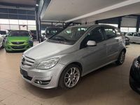 Gebraucht Mercedes B200 140 PS (102 kW) 2011 Silber Van / Kleinbus